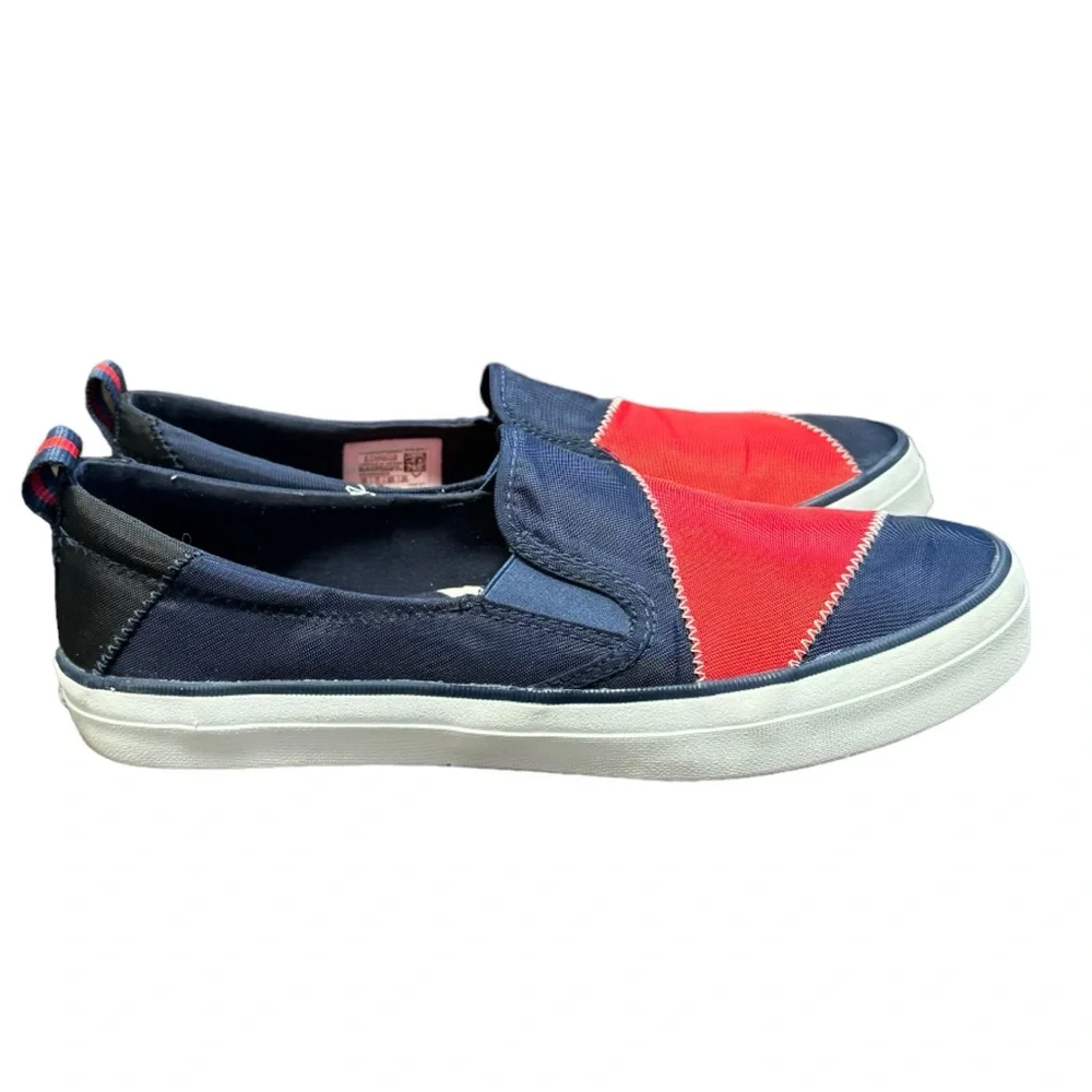 Sperry Women’s Crest Twin Gore Bionic Navy/Red Sneakers Size 9.5